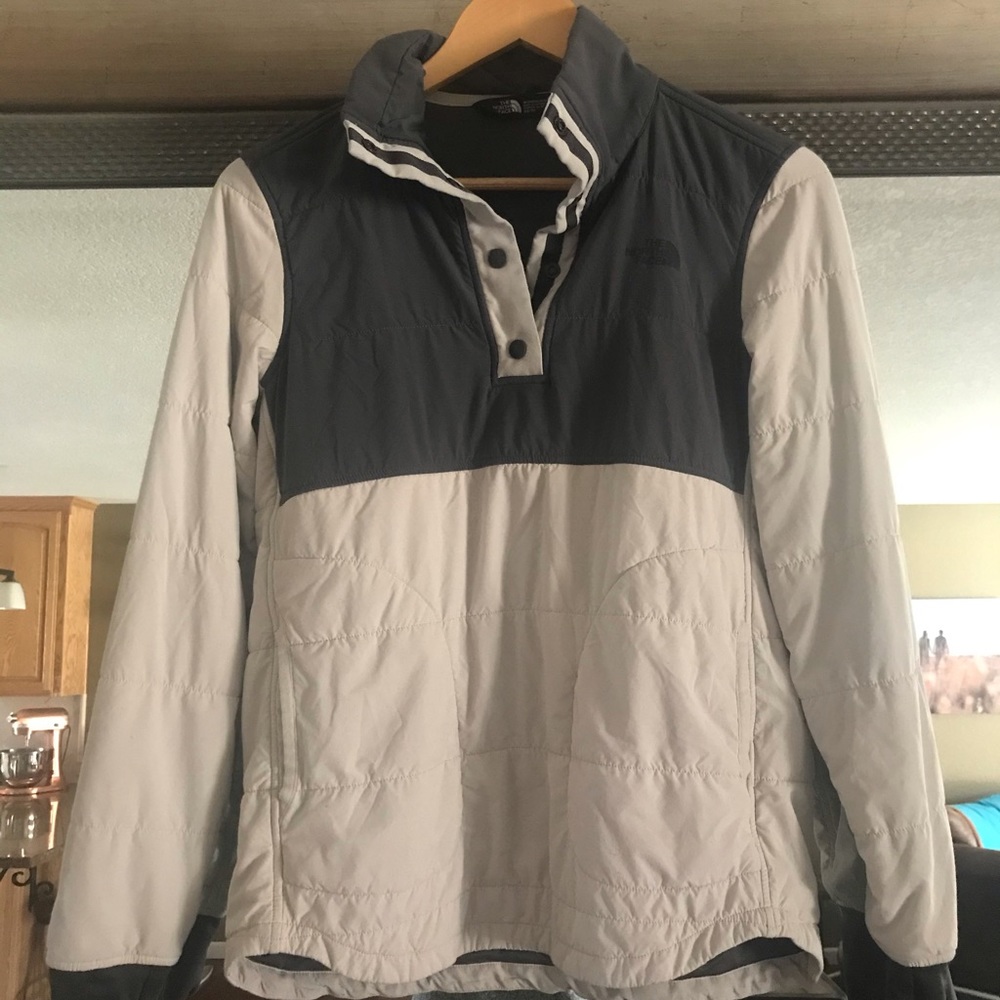 Women’s North face 1/4 snap pullover